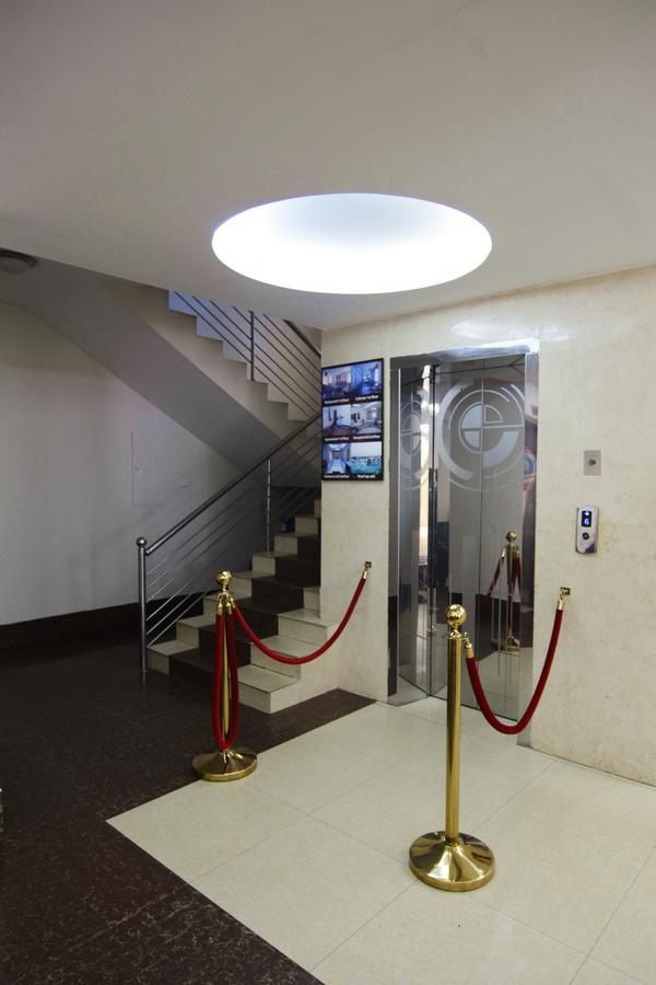 Holiday Xpress Daca Exterior foto